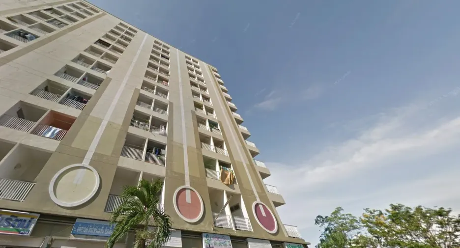 Condominium The Color Living Thepharak