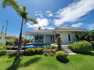 White Beach Villa
