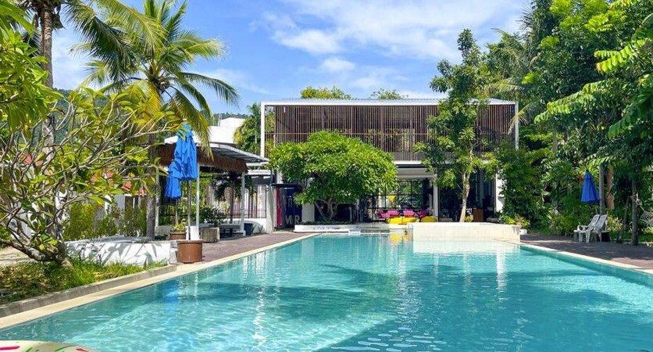 The Living Pool Villa