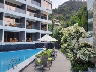 Nautilus Apartments