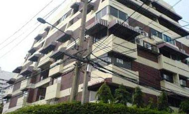 Ploenchit Condominium