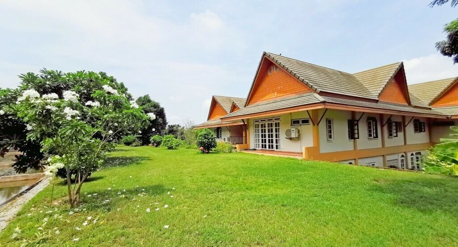 Baan Buraran