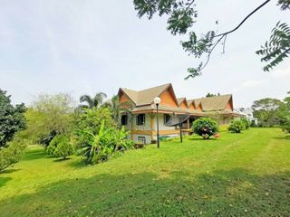 Baan Buraran