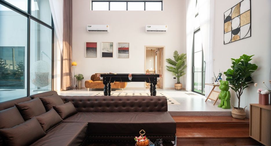 Reeva Pool Villa (Cha-am)