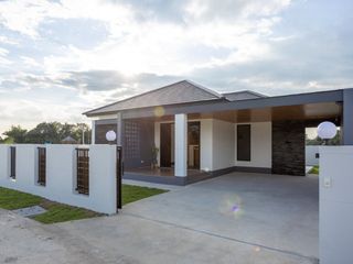 Baan Apirom