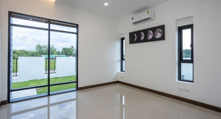 Baan Apirom
