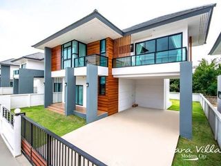 Nara Villa