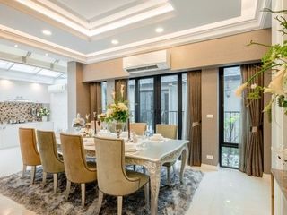 The Legend Sathorn-Narathiwas
