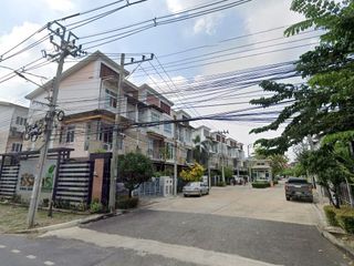 Teerin Baansuan Talingchan