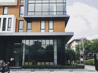 Oak Office