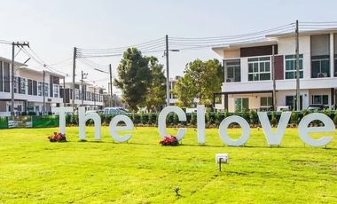 The Clover Townhome