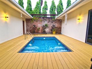iCandi Hideaway