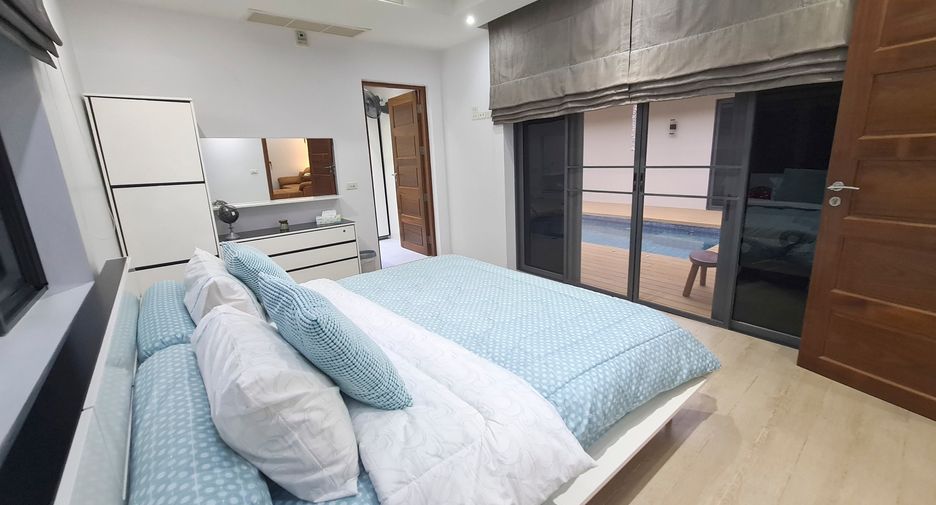 iCandi Hideaway