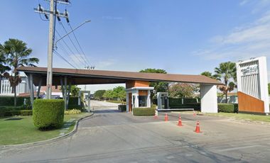 The Ricco Residence Wongwaen-Hathairat