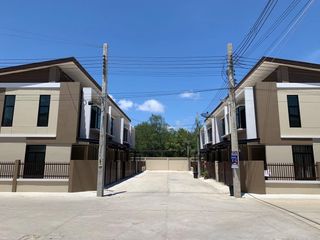 Baan Thanarin Townhome 5