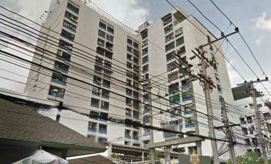 Ruenrudee Condominium