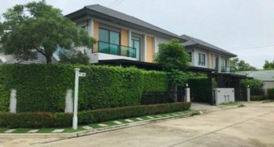 Life Bangkok Boulevard Ramintra 65