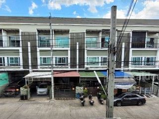 Nalin Avenue 3