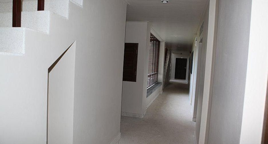 Samui Emerald Condominium