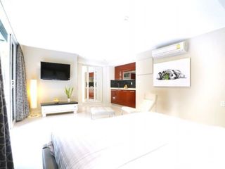 Life Beach Residence