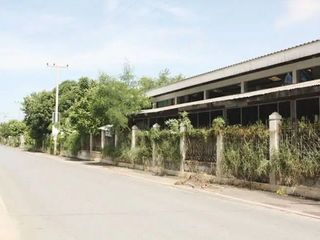 Mueang Pan Din Thong 1