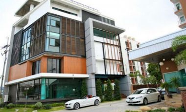 The North Park Condominium