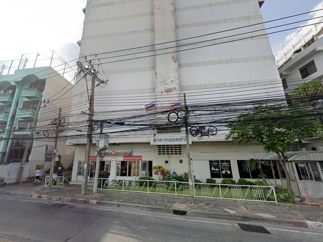 Thakolsuk Boutique Apartment