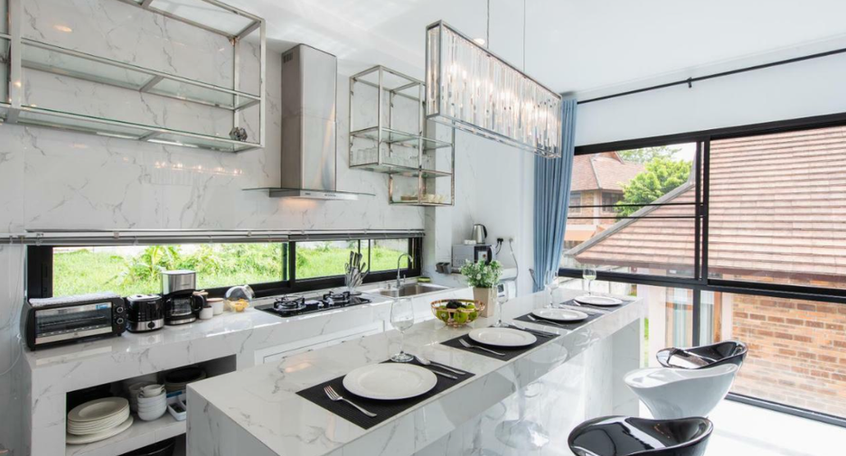 The Lux Modern Pool Villa
