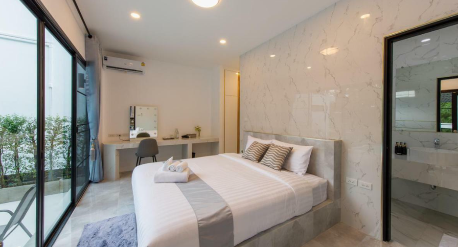The Lux Modern Pool Villa