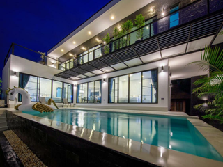 The Lux Modern Pool Villa