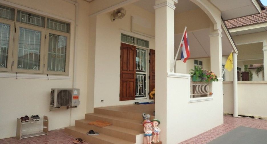 Navy House 31