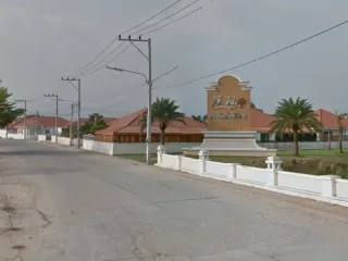 V.P. Garden Home