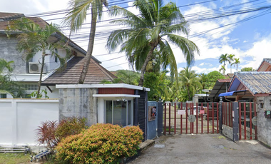Suriyasrom Villa