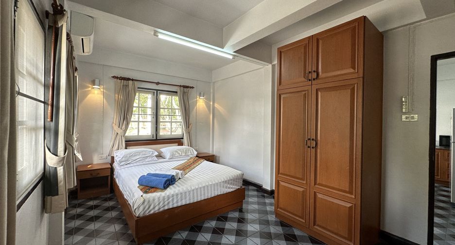 Nai Harn Villa