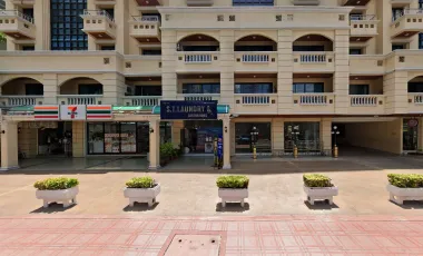 Silom Terrace