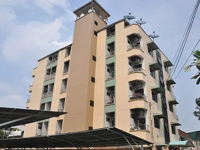 Metro Place