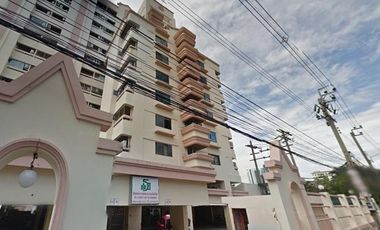 Thanyarak Condominium