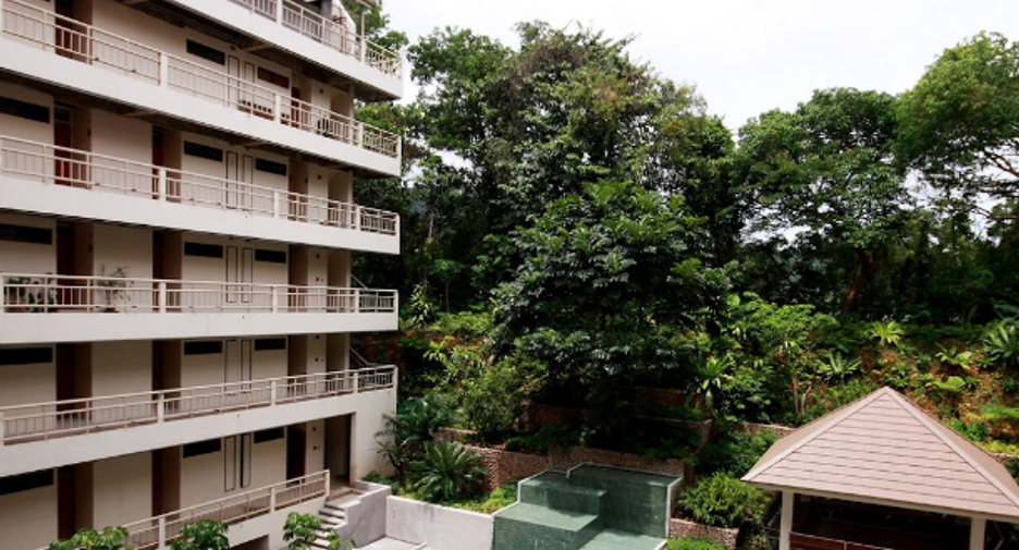 The Green Golf Residence