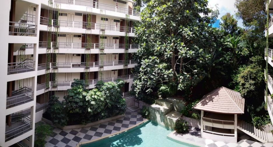 The Green Golf Residence