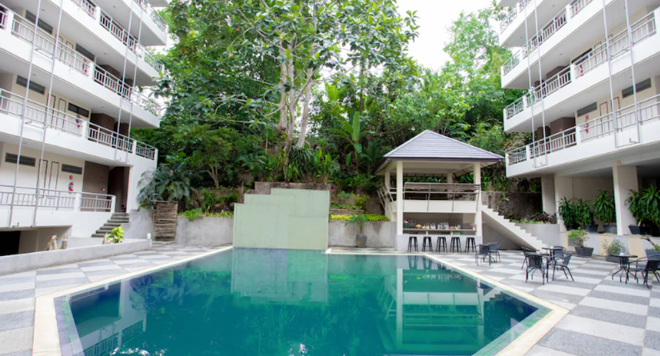 The Green Golf Residence