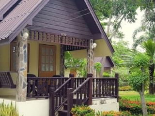 ประจวบการ์เด้นวิว รีสอร์ท