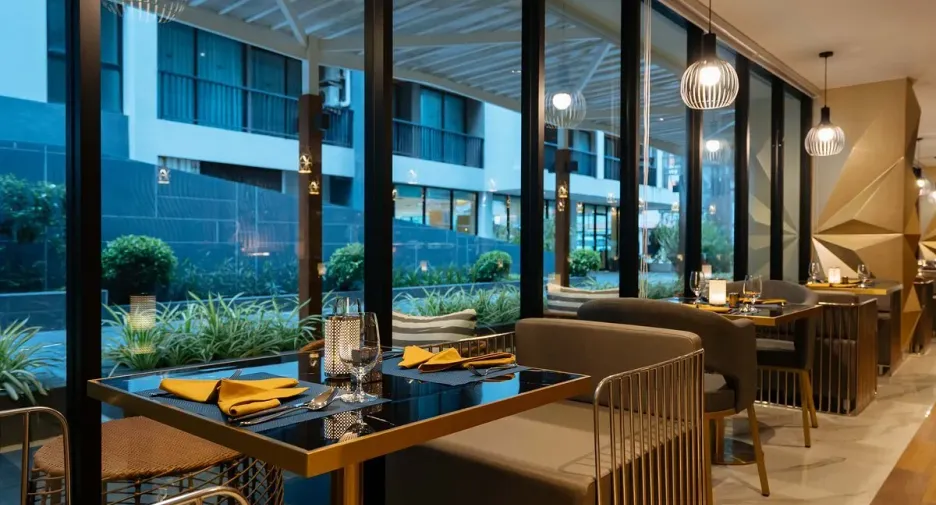Vee Kata Luxury