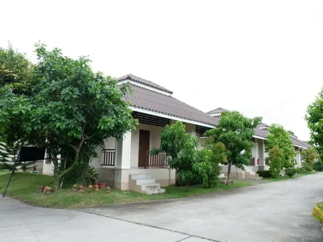Samsiri Resort