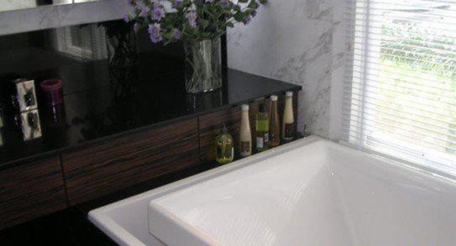 The Colony Sukhumvit 11