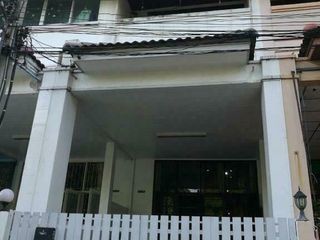 Baan Patcharaphorn Suksawat 62/2