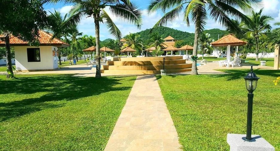 Manora Village