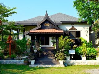 จูราสสิก เมาน์เทน รีสอร์ท แอนด์ ฟิชชิ่ง พาร์ค