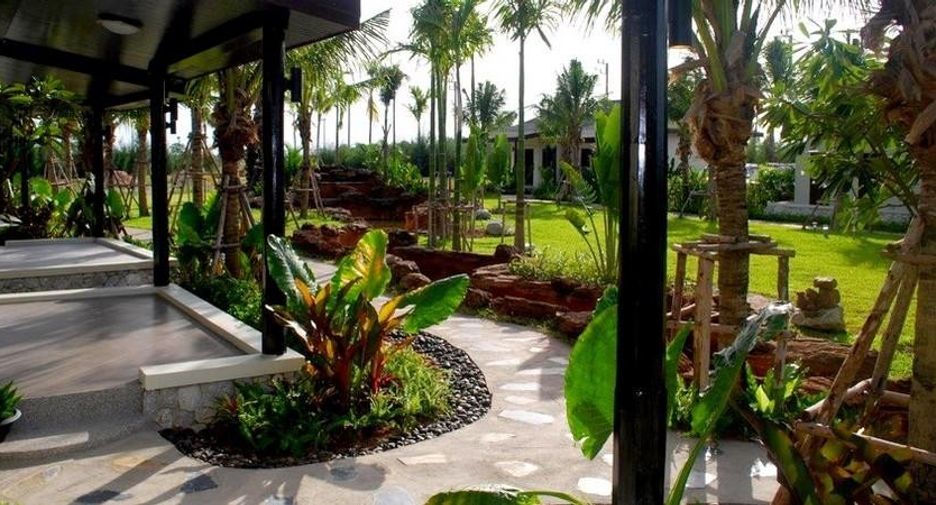 Jurassic Mountain Resort & Fishing Park