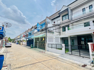 Rung Charoen Village 2