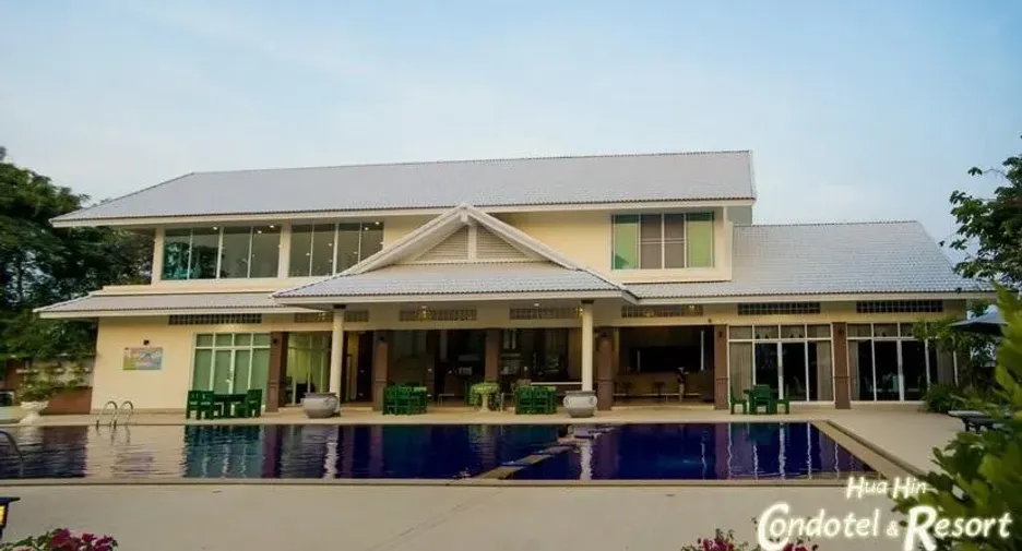 Hua Hin Condotel & Resort Taweeporn